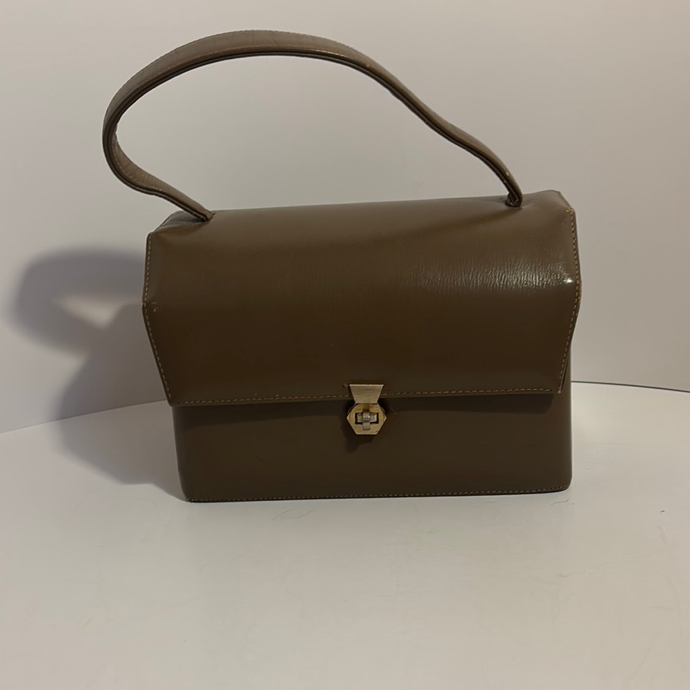 Elegant Brown Leather Handbag